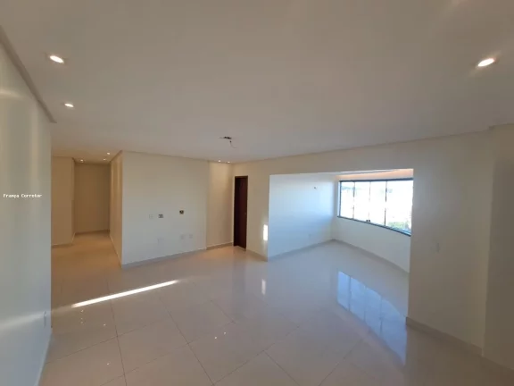 Imagem Apartamento para Venda em Natal, Lagoa Nova, 3 dormitórios, 3 suítes, 4 banheiros, 2 vagas