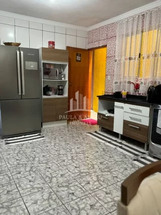 Imagem Sobrado 95m² com 180m² Construído 3 Dormitórios 1 Suíte, 2 Vagas, 3 Banheiros, 2 Sacadas no Vila Vitória, Santo André