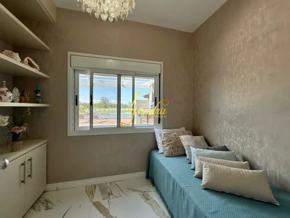 Imagem Sobrado Beira da Marina, mobiliado e decorado com 04 suítes