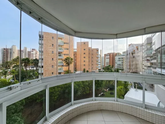 Imagem Apartamento de 3 Suítes com P?(C) na Grama e 155m de Puro Conforto