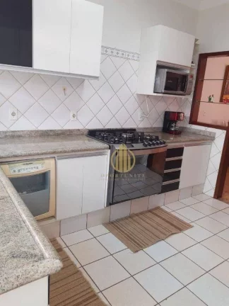 Imagem Casa em condomínio com 3 dormitórios à Condomínio Villa Real - Ribeirão Preto/SP