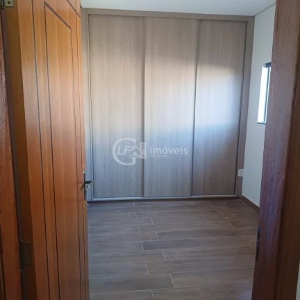 Imagem Imperdível oportunidade: Casa à venda em Campo Grande-MS, Vila Almeida. 3 quartos, 1 suíte, 1 sala, 2 banheiros, 1 vaga de garagem.