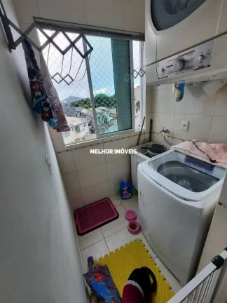 Imagem Apartamento Semi Mobiliado á Venda com 02 Dormitórios sendo 01 Suíte localizado no Bairro Santa Terezinha em Camboriú - SC