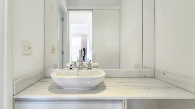Imagem Apartamento com 1 dormitório à venda, 43 m² por R$ 455.000,00 - Alphaville - Barueri/SP