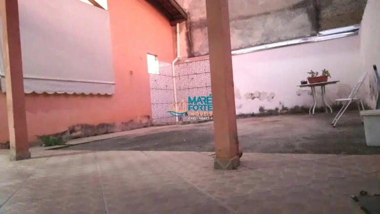 Imagem Casa ampla, arejada, no Bairro Bonfim em Taubaté SP