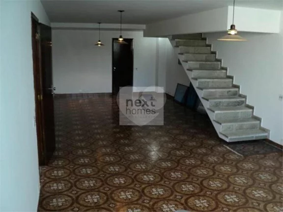 Imagem Casa à venda com 3 quartos, sendo 1 suíte, em Butantã, São Paulo - SP