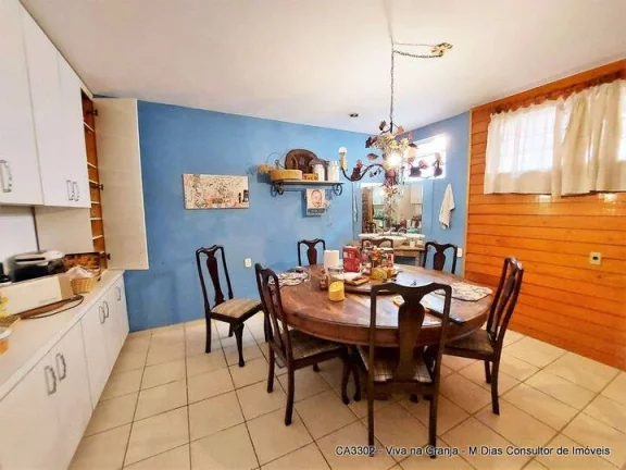 Imagem Linda casa estilo Granja Viana - Térrea e muito verde