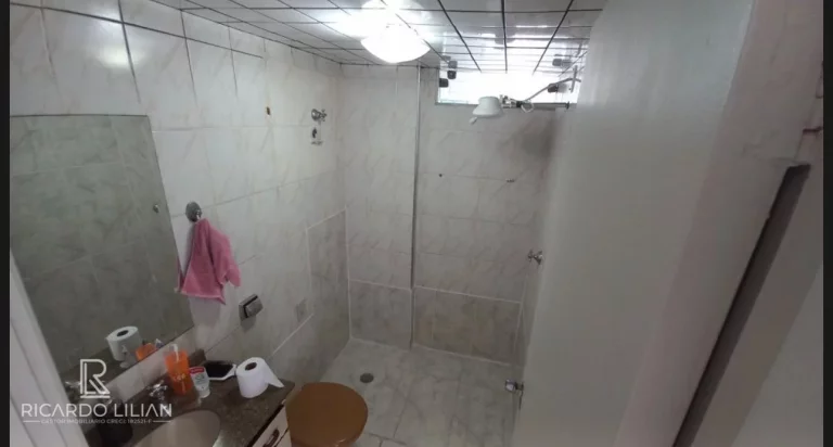 Imagem Apartamento com dois dormitorios sendo uma suite, uma vaga de garagem . AS VENDA!!!