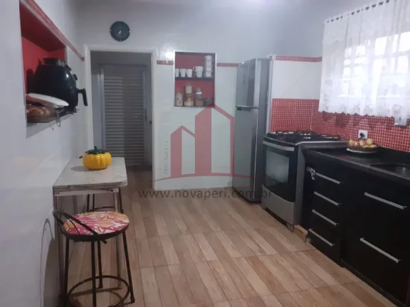 Imagem Impecável casa à venda no Centro de Franco da Rocha-SP: 2 quartos, 1 suíte, 3 salas, 2 banheiros, 2 vagas, 238 m².