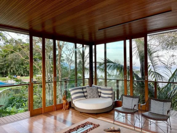 Imagem Casa em condomínio na Península da Praia dura com 4 suítes