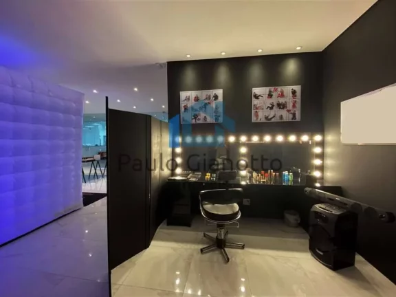 Imagem Prédio Comercial e moderno à venda na Graja Viana
