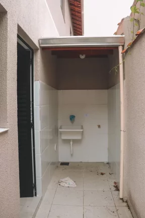 Imagem Sobrado de Condomínio com 2 dorms, Maracanã, Praia Grande - R$ 260 mil, Cod: 2272