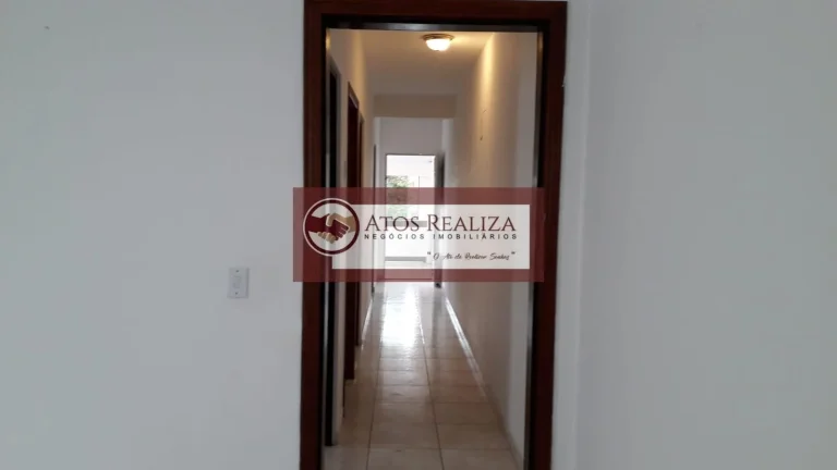 Imagem Casa à Venda no Jardim Guanhembu, SP - 2 Quartos, 2 Banheiros