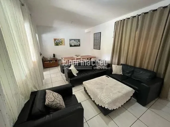 Imagem Casa à venda 3 Quartos, 1 Suite, 5 Vagas, 330M², Jardim Guararapes, Londrina - PR