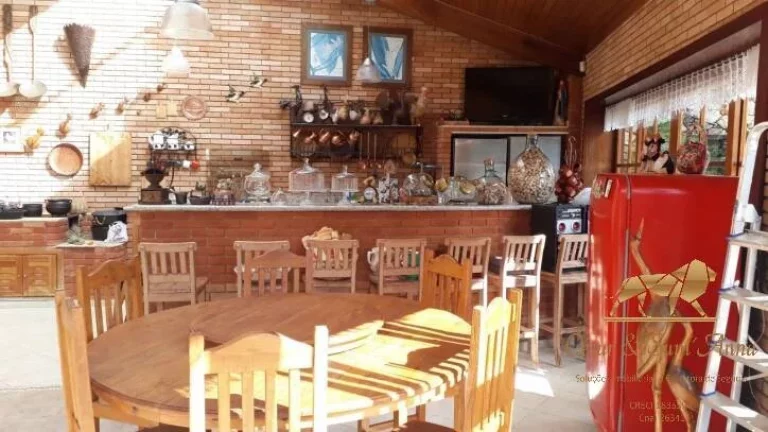 Imagem Casa com 5 dormitórios para alugar por temporada Campos do Jordão/SP