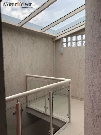 Imagem Sobrado para Venda em São José dos Pinhais, Costeira, 3 dormitórios, 1 suíte, 3 banheiros, 1 vaga