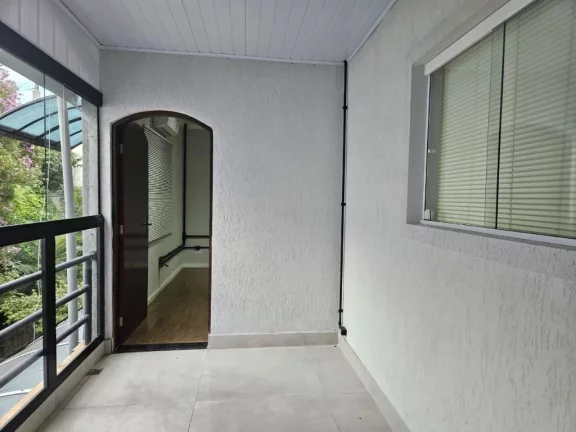 Imagem Sobrado com 3 dormitórios à venda, 218 m² por R$ 900.000,00 - Centro - Poá/SP