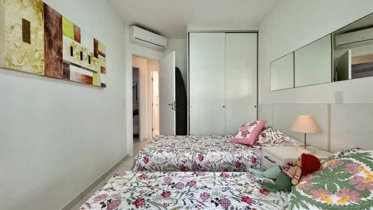 Imagem Apartamento com 3 dormitórios à venda, 122 m por R$ 4.600.000,00 - Riviera