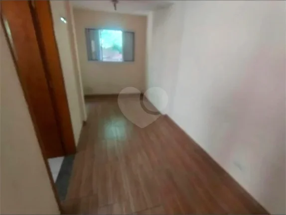 Imagem Casa à venda com 3 quartos, sendo 1 suíte, no condomínio Alameda do Eucaliptos, São Paulo - SP