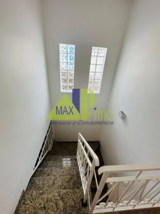 Imagem Imperdível Casa à Venda em São Paulo-SP: 3 Quartos, 1 Suíte, 2 Salas, 3 Banheiros, 2 Vagas na Vila Granada - 260m²
