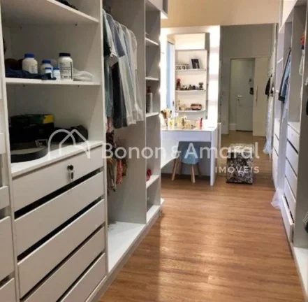 Imagem Casa à venda, 3 quartos, em condomínio, na região do Alphaville Campinas.

Casa térrea, com ambi...