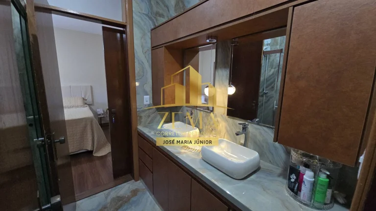 Imagem Casa Alto Padrão, 508M2, Piscina, Gourmet, Lareira, Excelente localização.