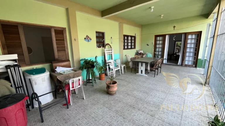 Imagem CASA À VENDA COM POSSIBILIDADE SUÍTES COMERCIAL NO PEREQUÊ-AÇÚ UBATUBA