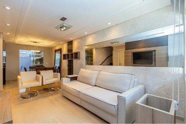 Imagem Casa para Venda em Curitiba, Bom Retiro, 3 dormitórios, 3 suítes, 8 banheiros, 2 vagas