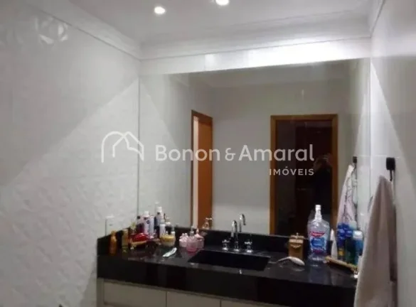 Imagem Novíssima casa à venda, com 250m² de área construída, no Jardim Santa Genebra