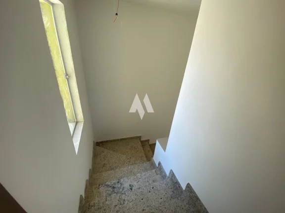 Imagem Casa Alta 2 dormitórios com 2 suítes e garagem - em Campo Grande, Santos/SP