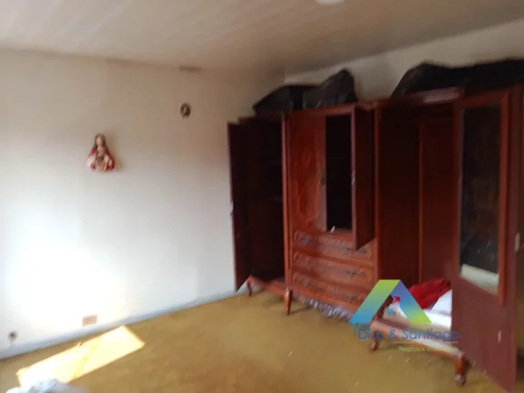 Imagem CASA TERREA À VENDA COM 2 DORMITÓRIOS E 3 VAGAS NA VILA DAS MERCES !!