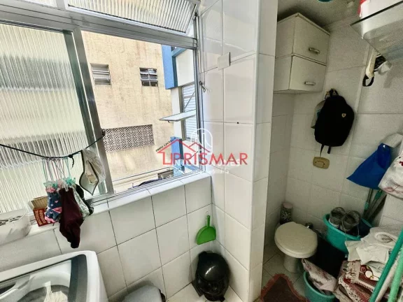 Imagem Ótimo apartamento 2 dormitorios suite e dependencia de empregada Itararé SV