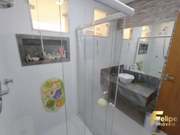 Imagem LINDA CASA COM VISTA PARA O LAGO