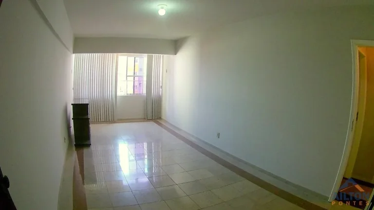 Imagem Apartamento com 2 Quartos + DCE à Venda no Centro - Guarapari/ES