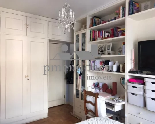 Imagem Apartamento em prédio charmoso de 5 andares em Higienópolis, bem perto da FAAP e da Praça Vilaboi
