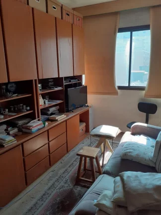 Imagem 2 quartos para retrofit próximo ao Shopping Frei Caneca