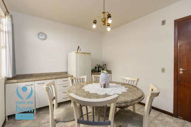 Imagem Ampla casa térrea com 208 m², 4 quartos à venda por R$ 1.490.000 - Jardim Social - Curitiba/PR