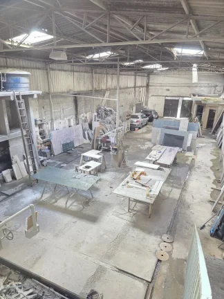 Imagem Galpão Comercial 500 m² para Arrendamento - Uso Exclusivo como Marmoraria
