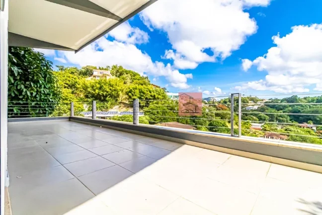 Imagem Casa Triplex com 436m² no melhor condomínio de Pendotiba.