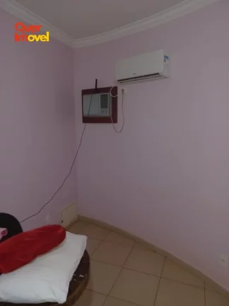 Imagem Impecável casa em condomínio à venda em Ribeirão Preto-SP, no Royal Park, com 3 suítes, 3 vagas e 480m². Venha conhecer!