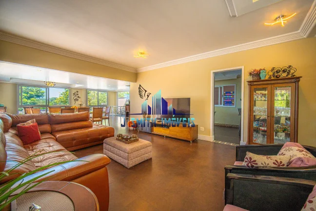 Imagem CASA COM CLASSE EM ESTILO, INTEGRADA COM ÓTIMO ACABAMENTO, NA GRANJA VIANA