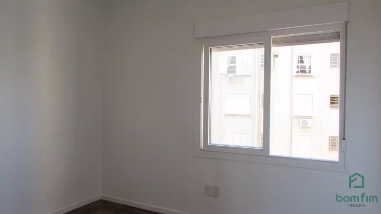 Imagem Apto de 3 dorm. uma suíte, para aluguel na Cidade Baixa - Porto Alegre/RS. - AP2698