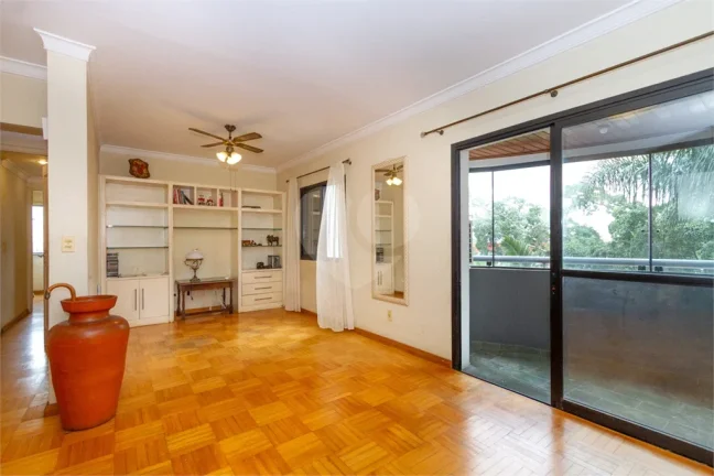 Imagem Apartamento à venda com 3 quartos, sendo 2 suítes, no condomínio Villaggio de Bologna, São Paulo - SP
