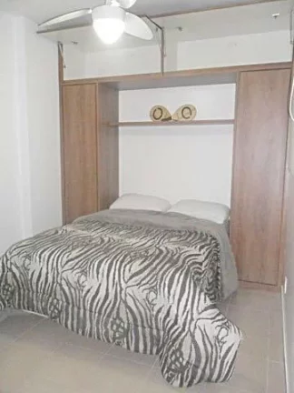 Imagem Pitangueiras - Lindo Apartamento, Vista Maravilhosa do Mar, Calçadão, 1 por andar