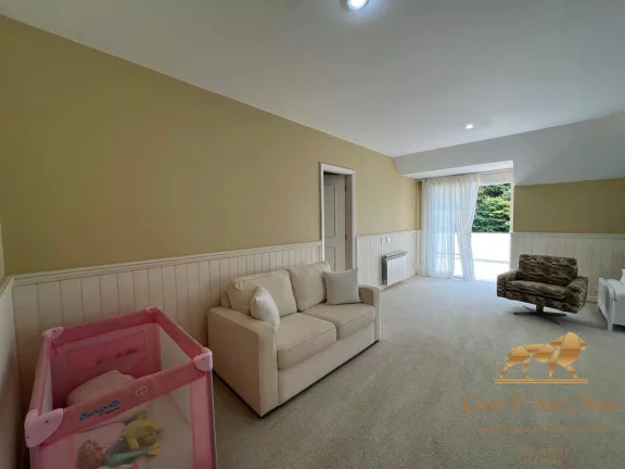 Imagem Belíssima casa a venda em Campos do Jordão - SP