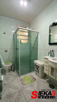 Imagem Casa à venda no Tatuapé, São Paulo-SP, com 3 quartos, 1 sala, 3 vagas de garagem e 155m² !