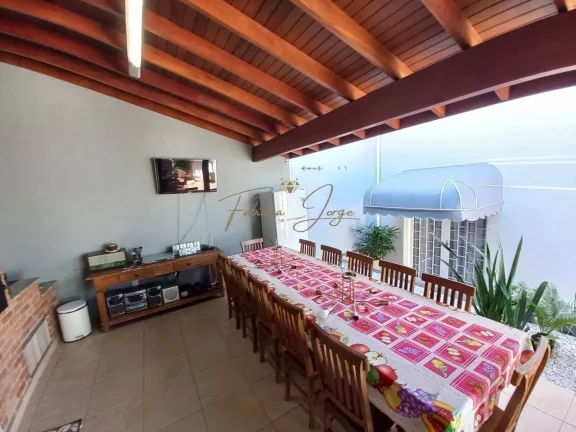 Casa com 4 Quartos à Venda, 238 m² em Parque Jambeiro - Campinas