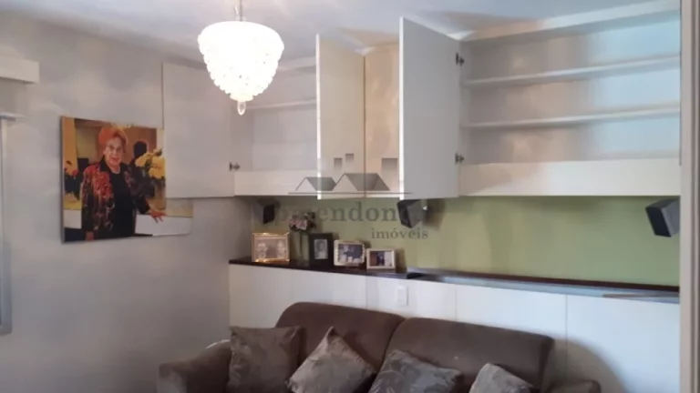 Imagem Apartamento bem espaçoso e repleto de armários. Living para 2 ambientes, lavabo, 3 dormitórios se...