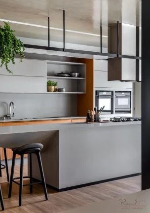 Imagem Excelente casa em condominio no bairro Cacupé! A casa possui: 4 suítes Lavabo Escritório com banh...