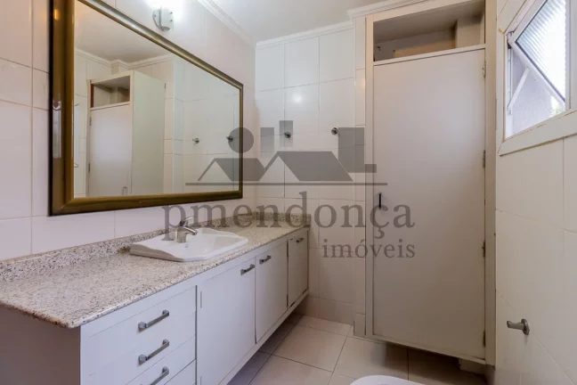 Imagem Apartamento em Higienópolis com 3 quartos (1 suite) e 1 vaga, 155 m2